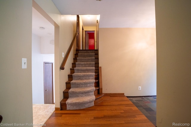 3485 Burrus Ct, Ortonville, MI 48462 - view of stairs