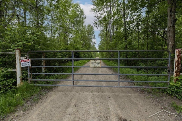 789 W Highwood Rd, Gladwin, MI 48624