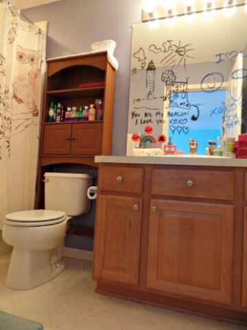 6296 Moonstone Dr, Grand Blanc, MI 48439 - full bathroom with toilet and vanity