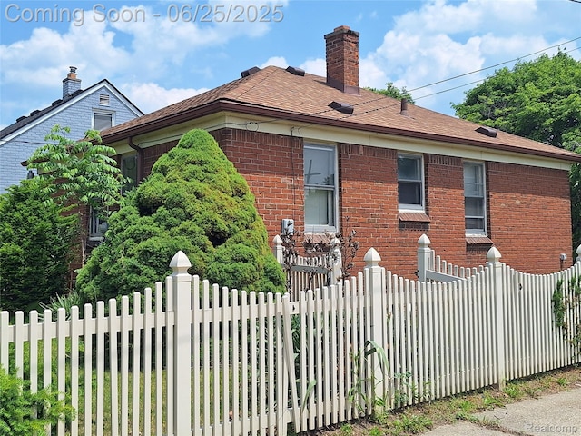 11529 Roxbury St, Detroit, MI 48224 - photo 2