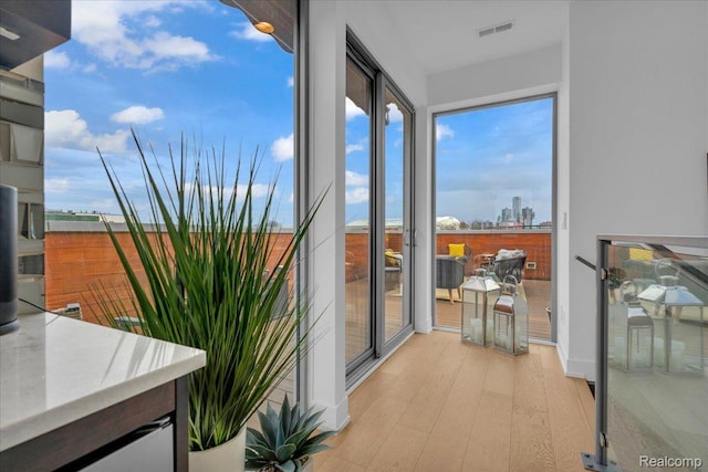 248 Alfred St, Detroit, MI 48201 - view of sunroom