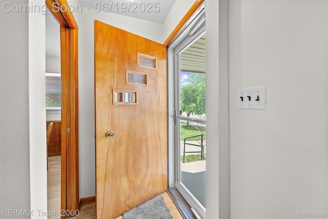6514 Maple St, Dearborn, MI 48126 - entryway featuring baseboards