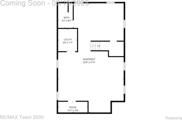 6514 Maple St, Dearborn, MI 48126 - view of room layout
