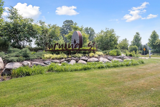 8167 Turning Stone, Kalamazoo, MI 49009 - community sign with a yard