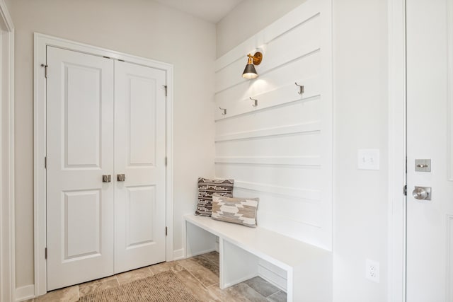 8167 Turning Stone, Kalamazoo, MI 49009 - mudroom featuring baseboards