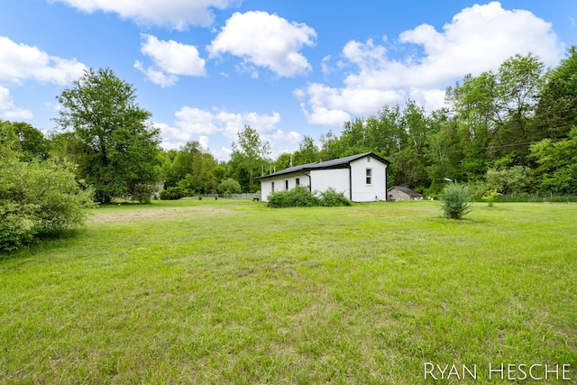 10340 Kartz Rd, Greenville, MI 48838 - view of grassy yard