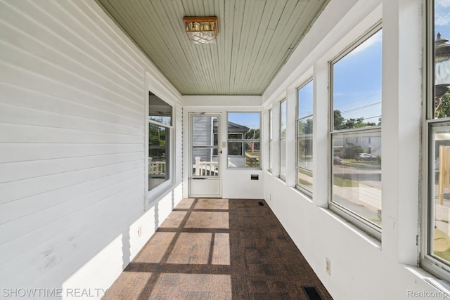 34 Charles St, Hillsdale, MI 49242 - view of unfurnished sunroom