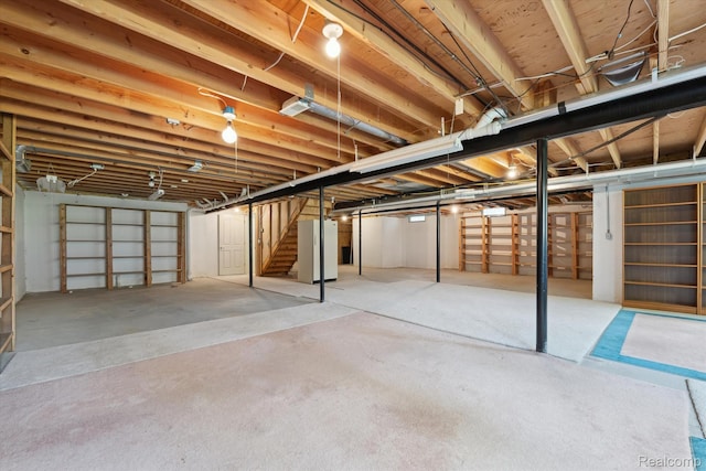 1921 Dunham Dr, Rochester, MI 48306 - unfinished below grade area with stairs