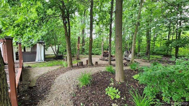 29390 Juniper St, Trenton, MI 48183 - view of yard with a jacuzzi
