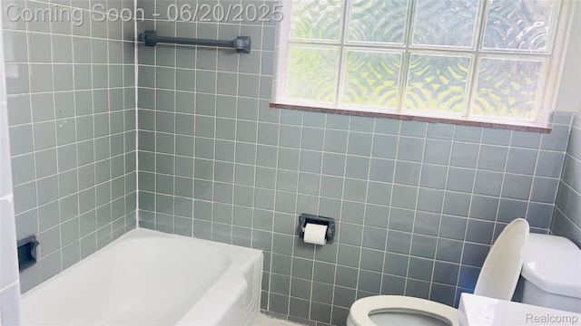 23930 Eureka Ave, Warren, MI 48091 - full bathroom with toilet and tile walls