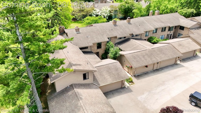 7190 Pebble Park Dr, West Bloomfield, MI 48322 - aerial view of property and surrounding area