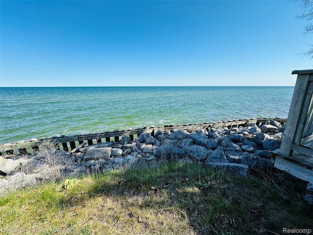 1390 N US-23, East Tawas, MI 48730 - water view