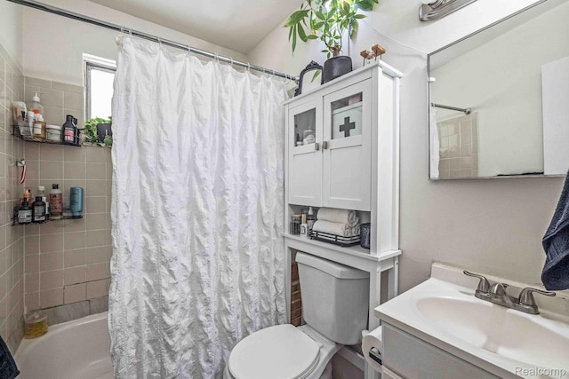 10660 E Holly Rd, Davisburg, MI 48350 - full bath with vanity and shower / tub combo with curtain