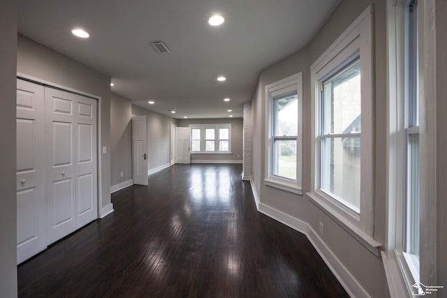 901 Chicago Blvd, Detroit, MI 48202 - hall featuring dark wood-style flooring and recessed lighting