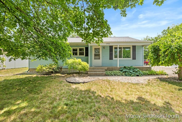 1372 Brookmark St SE, Kentwood, MI 49508 - ranch-style house with a front lawn and a porch