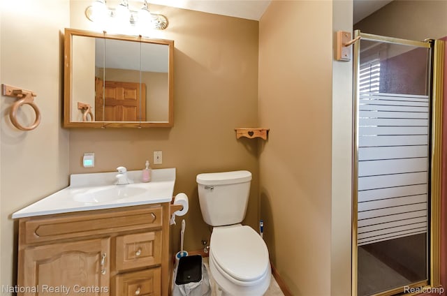 1471 Eldon Ct, Gladwin, MI 48624 - bathroom featuring a shower stall and vanity