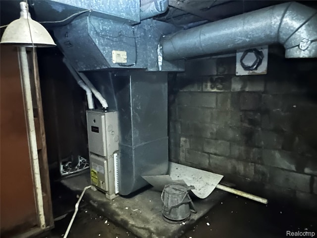 12910 Wilbur Rd, Clinton, MI 49236 - view of utility room