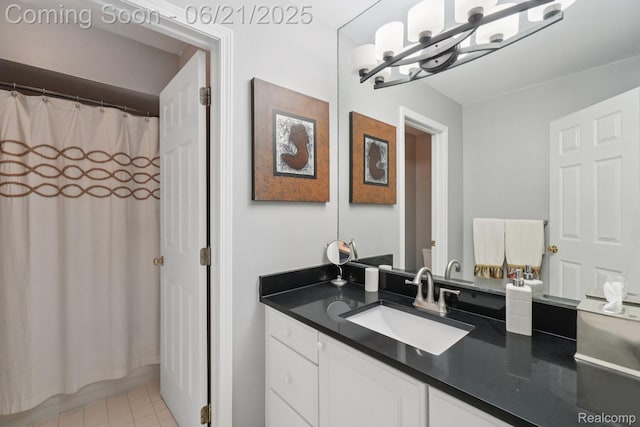 21898 Aspen Ct, Farmington Hills, MI 48335 - bathroom featuring vanity, a chandelier, and a shower with curtain