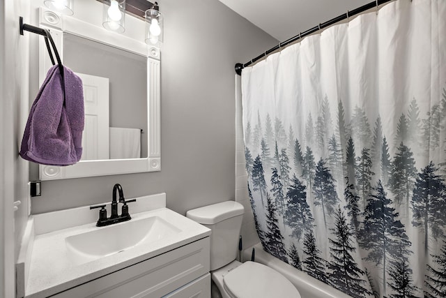 645 Amity Ave, Muskegon, MI 49442 - full bathroom featuring vanity and shower / tub combo