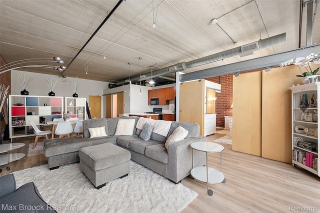 322 E Harrison Ave Unit 18, Royal Oak, MI 48067 - photo 5