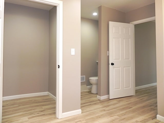 26370 S Shore Dr, Mendon, MI 49072 - bathroom featuring wood finished floors and recessed lighting