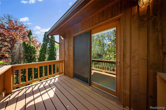8206 Saint James Ct, Grosse Ile, MI 48138 - view of deck