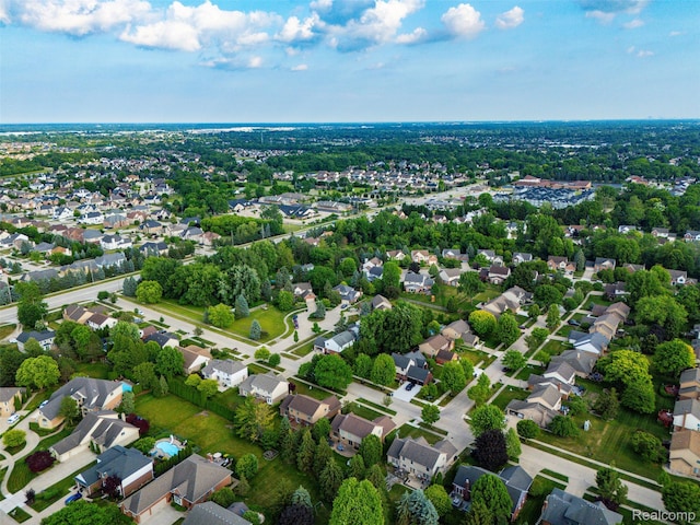 2896 Chippewa Ct, Troy, MI 48085 - aerial view of property and surrounding area featuring nearby suburban area