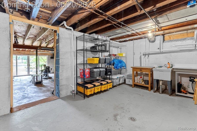 21089 Thorofare Rd, Grosse Ile, MI 48138 - view of below grade area