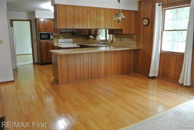 3407 Woodlea Dr, Ann Arbor, MI 48103