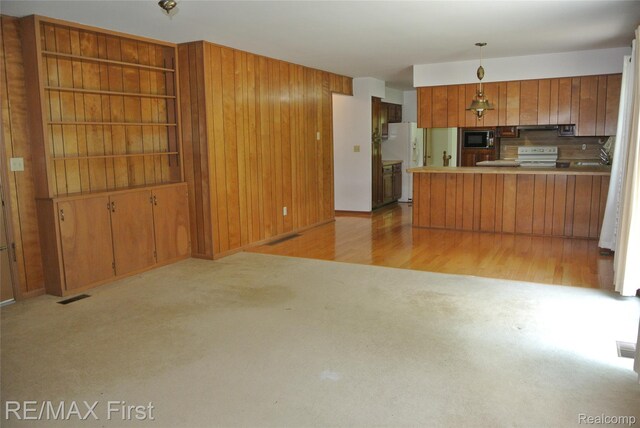 3407 Woodlea Dr, Ann Arbor, MI 48103
