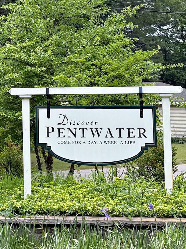 8641 N Perry Ave, Pentwater, MI 49449 - view of community / neighborhood sign