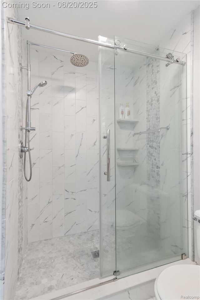 1484 Kings Pointe Rd, Grand Blanc, MI 48439 - full bathroom featuring a marble finish shower and toilet