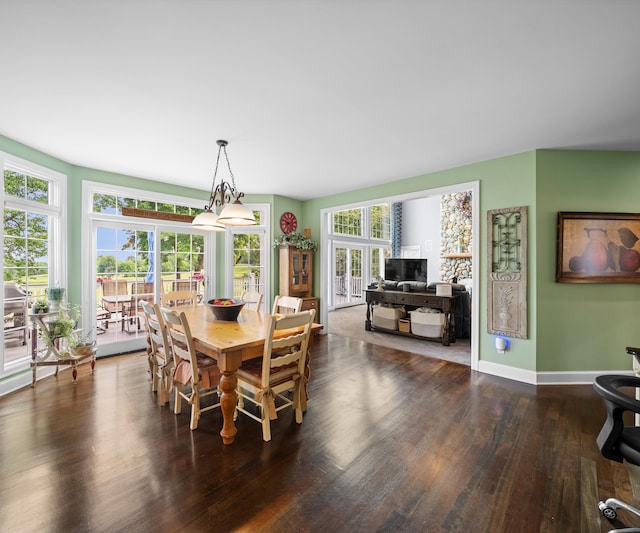 5011 Rockaway Ln, Clarkston, MI 48348 - dining room with wood finished floors and baseboards