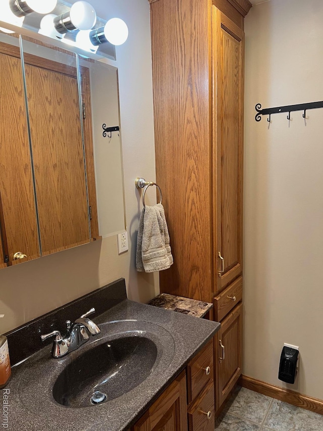 7369 Sheridan Rd, Flushing, MI 48433 - bathroom with vanity