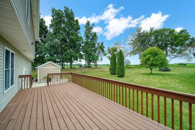 7555 Sherlock Dr, Onsted, MI 49265 - wooden deck with a shed and a yard