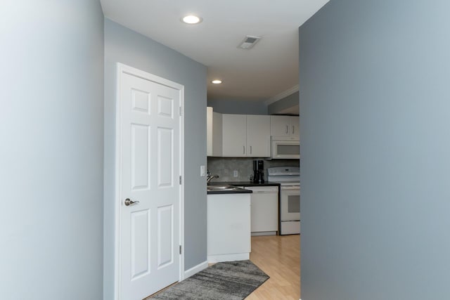 4693 Blossom Hill Trl, Ann Arbor, MI 48108 - photo 37