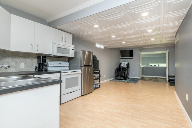4693 Blossom Hill Trl, Ann Arbor, MI 48108 - photo 38