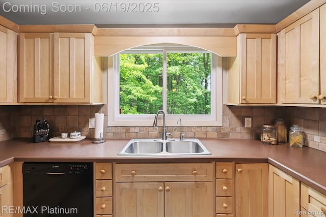 10071 Denton Hill Rd, Fenton, MI 48430