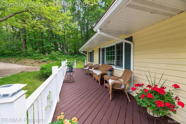 10071 Denton Hill Rd, Fenton, MI 48430