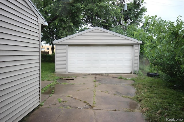 21325 Marie Ave, Warren, MI 48089 - view of detached garage
