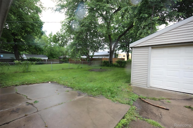 21325 Marie Ave, Warren, MI 48089 - view of yard with a patio