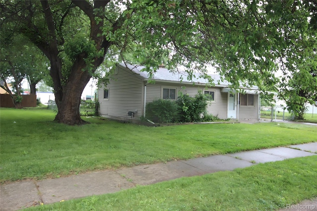 21325 Marie Ave, Warren, MI 48089 - view of ranch-style home