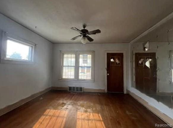 14681 Tuller St, Detroit, MI 48238 - entrance foyer featuring wood finished floors and a ceiling fan