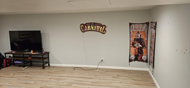 219 Walnut Woods Ct, Plainwell, MI 49080 - interior space featuring wood finished floors