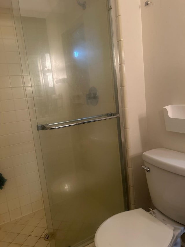 219 Walnut Woods Ct, Plainwell, MI 49080 - full bath featuring a shower stall
