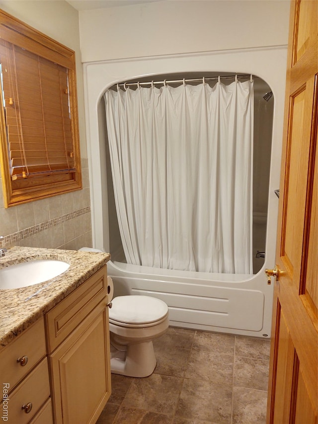 8996 Main St, Whitmore Lake, MI 48189 - full bathroom featuring vanity and shower / bath combo