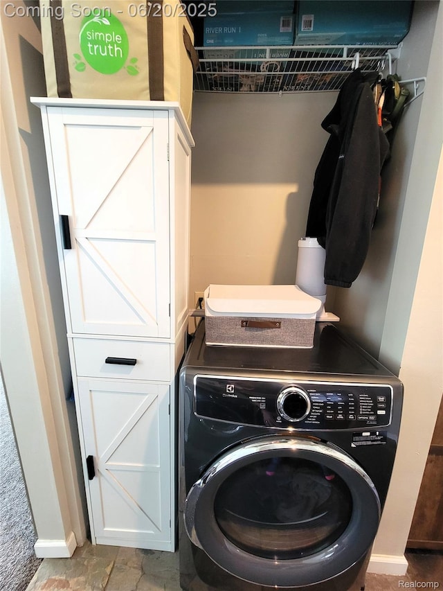 11329 E Shore Dr, Whitmore Lake, MI 48189 - washroom with washer / clothes dryer and baseboards