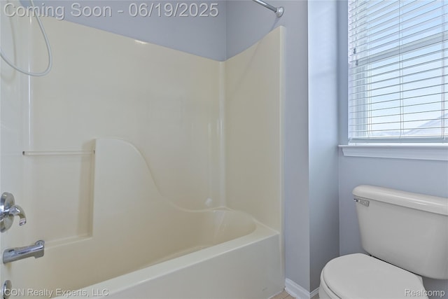 17922 Wingate Dr, Macomb, MI 48042 - bathroom with toilet and shower / washtub combination