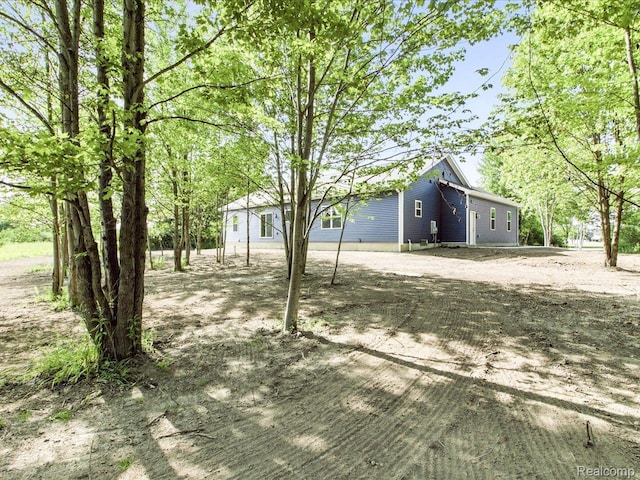 9711 Crawford, Columbus, MI 48063 - view of yard