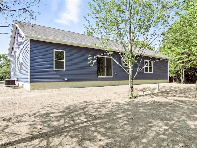 9711 Crawford, Columbus, MI 48063 - back of property with a shingled roof